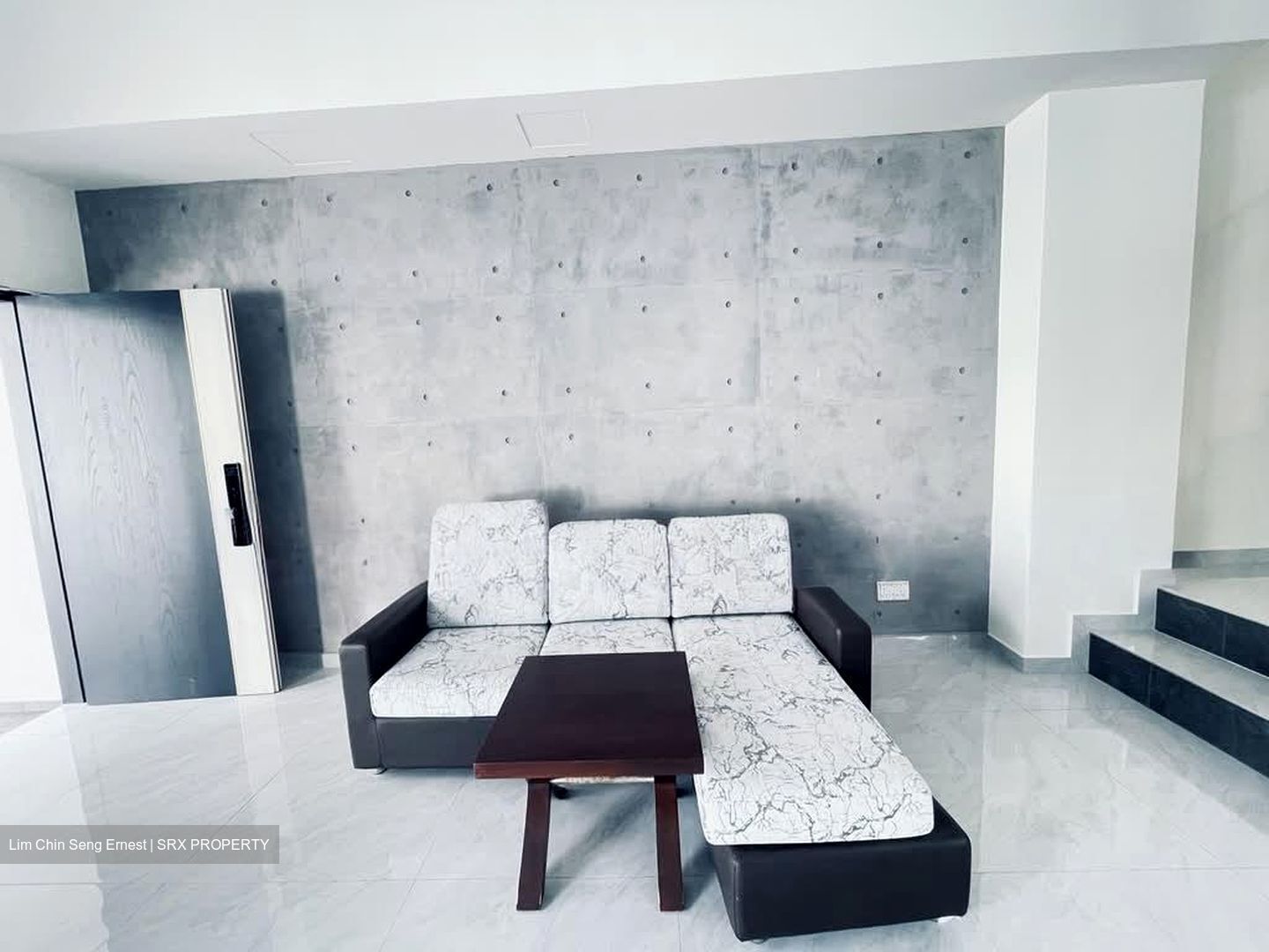 Palmville Terrace (D15), Terrace #586699031